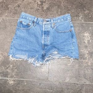 Levi shorts
